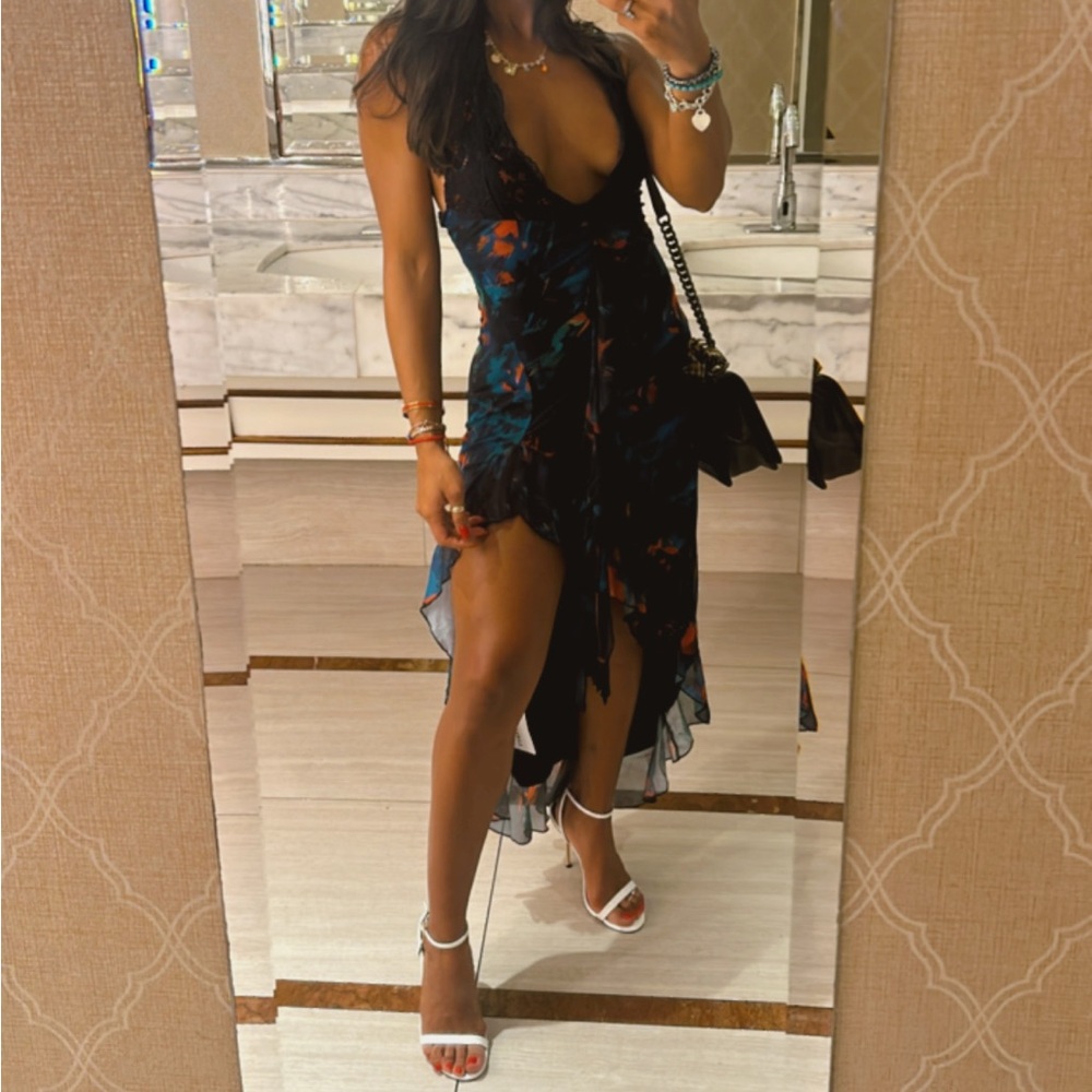 Black and Multicolor Sleeveless Dress